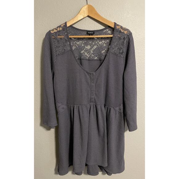 Torrid Womens Top 2X Gray Floral Lace Trim Waffle Knit Babydoll Fairy Grunge - Picture 1 of 8